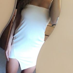 white dimensional length mini dress